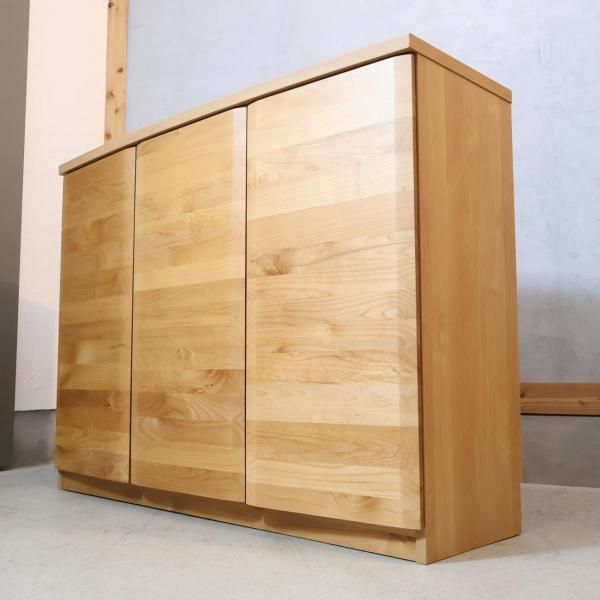 HOTTA WODDY アールデザイン ブックシェルフ アルダー材 キャビネット HOTTA WODDY(堀田木工所)のアールデザインシリーズ、ブックシェルフ