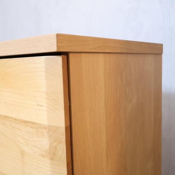 HOTTA WODDY(堀田木工所)のアールデザインシリーズ、ブックシェルフ