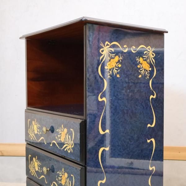 お値下げ　希少イタリア製　象嵌キャビネット イタリア製アンティーク調の美しい象嵌細工が施された