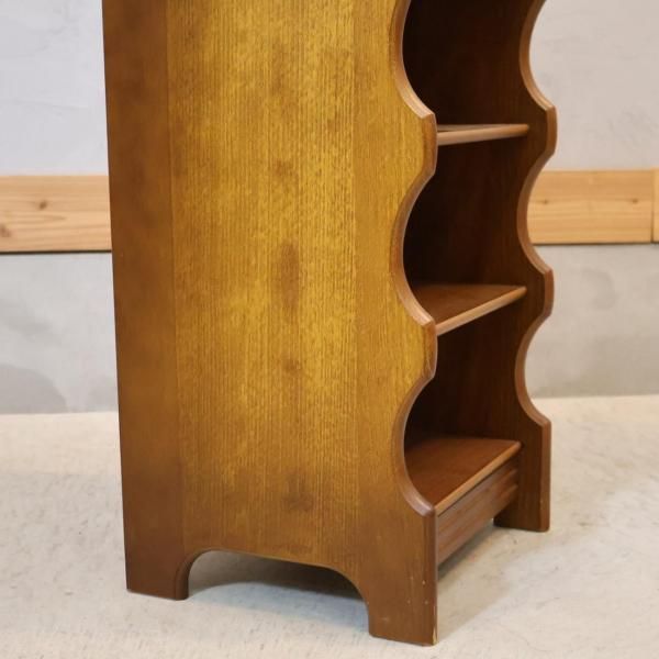 【美品】昭和レトロ カリモク コロニアル 木製ラック スリッパラック 古家具 国内老舗家具メーカーkarimoku(カリモク家具)COLONIAL