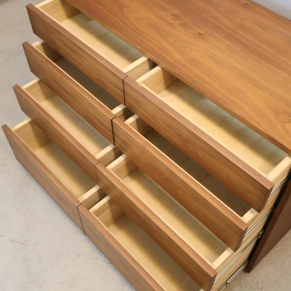 ACTUS(アクタス)のFB 4段チェストです。ウォールナット材の