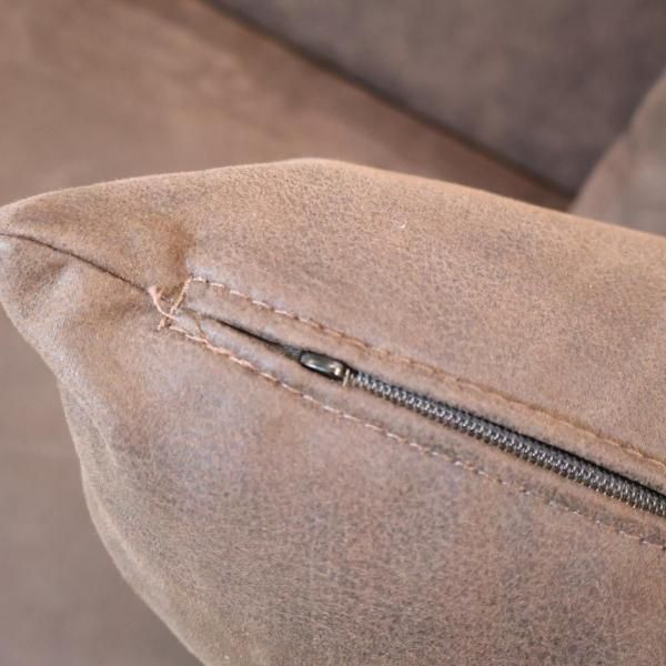 unico(ウニコ)のLOM(ロム)シリーズのベンチバックレストです