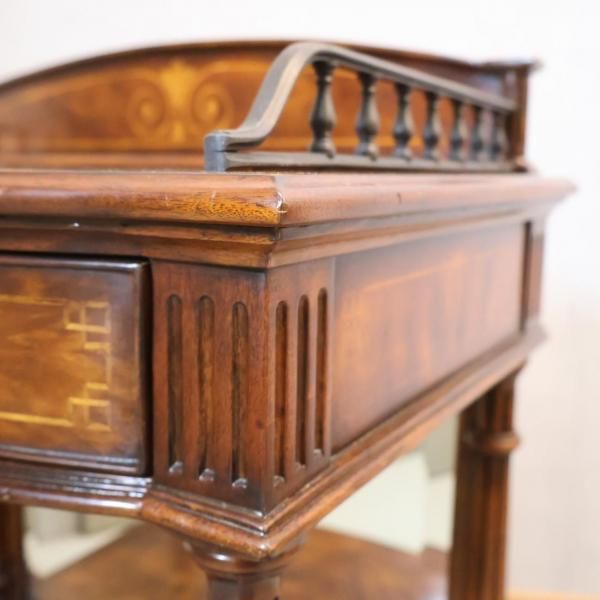 THEODORE ALEXANDER(セオドア アレキサンダー)のサイドボード