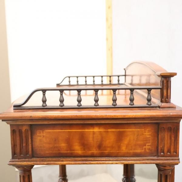 THEODORE ALEXANDER(セオドア アレキサンダー)のサイドボード