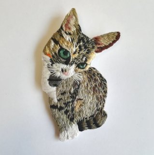 【オーダー品】猫ちゃんの刺繍ブローチ