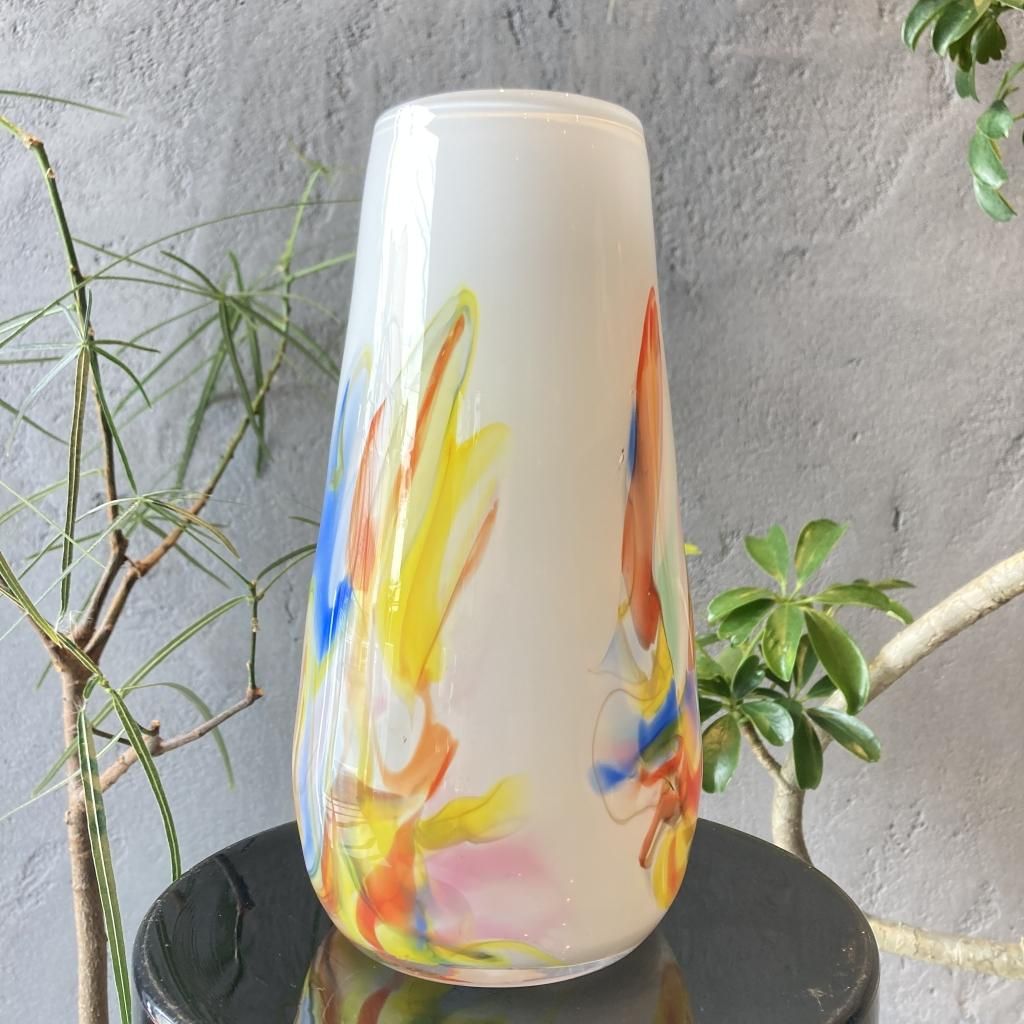 洗練されたオランダ製 花器 （FIDRIO）