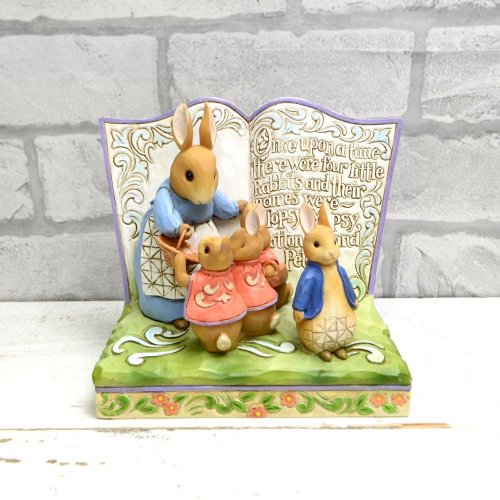 ピーターラビット Enesco　Peter Rabbit storybook Figure　＃6008742