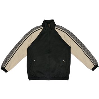<img class='new_mark_img1' src='https://img.shop-pro.jp/img/new/icons20.gif' style='border:none;display:inline;margin:0px;padding:0px;width:auto;' />GUCCI<br>TECHNICAL JERSEY JACKET<br>146,000円 → 20%OFF 116,800円
