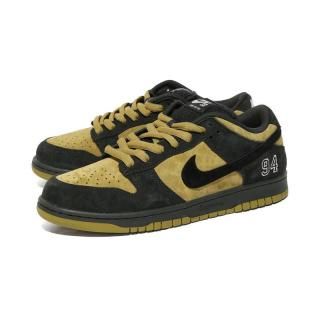 SUPREME × NIKE SB<br>DUNK LOW<br>CAMPER GREEN