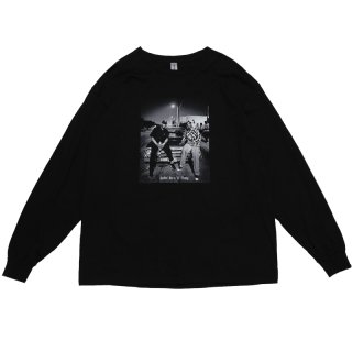 եƥ<br>LONG SLEEVE T-SHIRTS<br>