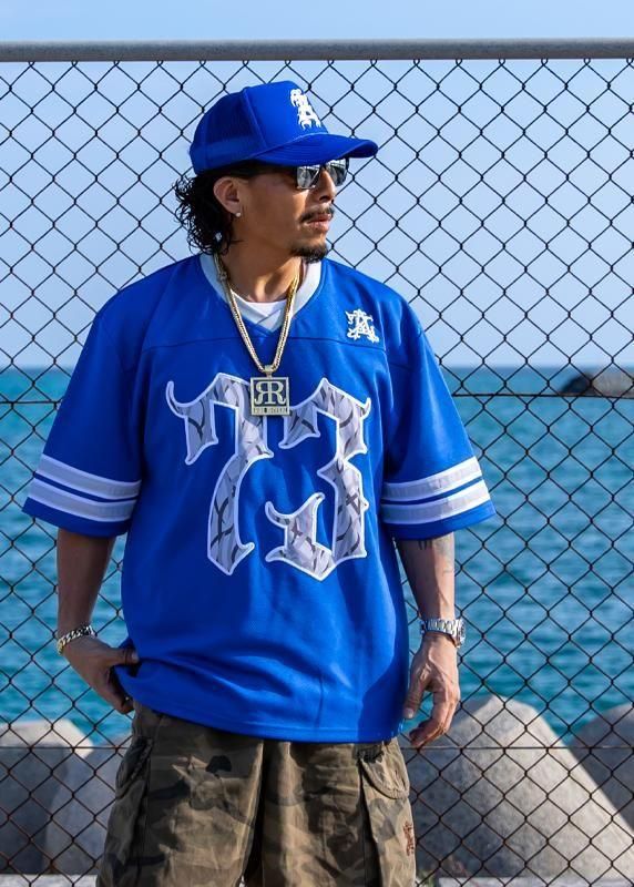 AZZURRO/NEWEST UNITED HIP HOP STORE AZZURRO/NEWEST UNITED HIP HOP STORE