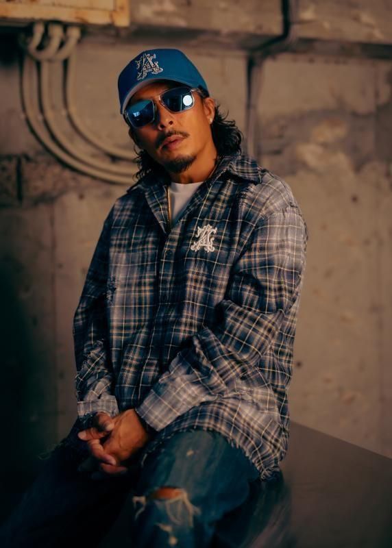 AZZURRO/NEWEST UNITED HIP HOP STORE