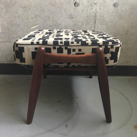 オットマン 『GE240S チーク』、ハンス・ウェグナー、GETAMA - 北欧