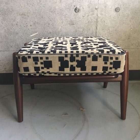 オットマン 『GE240S チーク』、ハンス・ウェグナー、GETAMA - 北欧