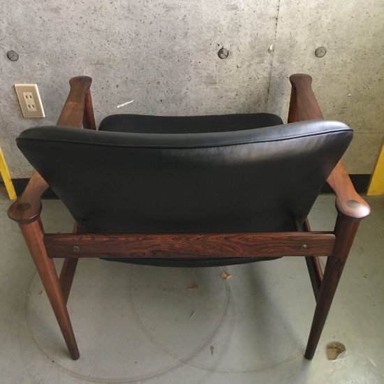 Easy Chair『 Model 711 』、Fredrik Kayser - 北欧家具 hisagu