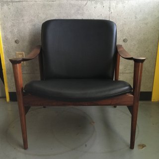 Easy Chair Model 711 ١Fredrik Kayser