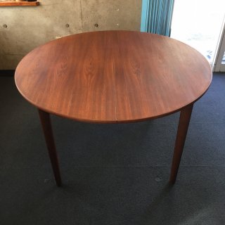 Danish Teak Round Dining Table with Hidden Extansion Plate