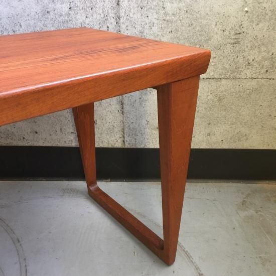 Side Table / Bench』, Kai Kristiansen, Aksel Kjersgaard Side Table / Bench』, Kai Kristiansen, Aksel Kjersgaard