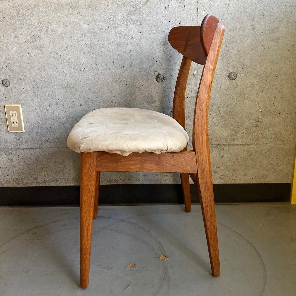 チェア ”CH30” designed by Hans J. Wegner for Carl Hansen チェア ”CH30” designed by Hans J. Wegner for Carl Hansen