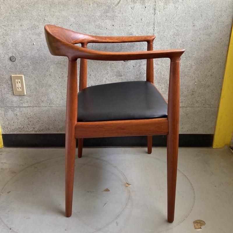 Hans J. Wegner, 『The Chair』, Johannes Hansen, Denmark Hans J. Wegner, 『The Chair』, Johannes Hansen, Denmark