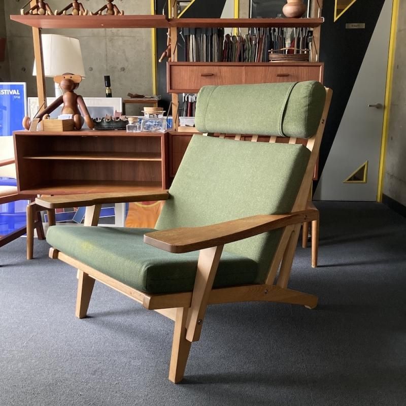 Hans J. Wegner, Easy Chair『GE-375』 Oak, GETAMA, Denmark Hans J. Wegner, Easy Chair『GE-375』 Oak, GETAMA, Denmark