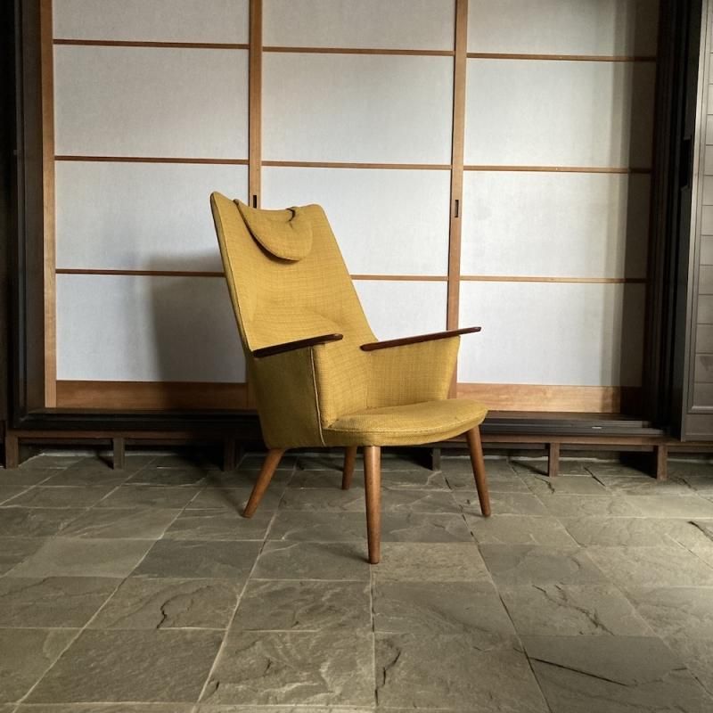 Hans J. Wegner, Mama Bear Chair AP27 | AP Stolen, Denmark Hans J. Wegner, Mama Bear Chair AP27 | AP Stolen, Denmark