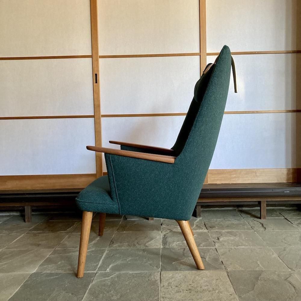 Hans J. Wegner, Mama Bear Chair『AP-27』, AP Stolen, Denmark Hans J. Wegner, Mama Bear Chair『AP-27』, AP Stolen, Denmark