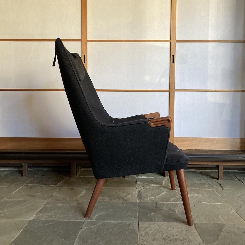 Hans J. Wegner, Mama Bear Chair『AP-27/20』, AP Stolen Hans J. Wegner, Mama Bear Chair『AP-27/20』, AP Stolen