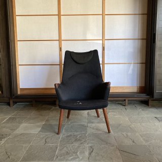 Hans J. Wegner, Mama Bear ChairAP-27/20, AP Stolen, Denmark