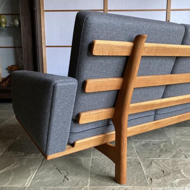 Hans J. Wegner | GE236 ソファ - 北欧家具 hisagu Hans J. Wegner | GE236 ソファ - 北欧家具 hisagu