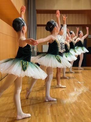キッズクラス | class | Kaoru Ballet Studio かおるバレエ
