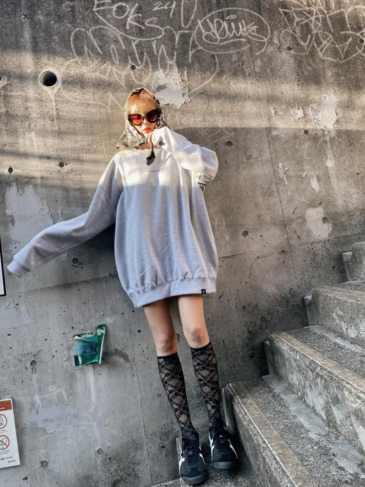 pas de photos
OVERSIZED SWEATSHIRTS