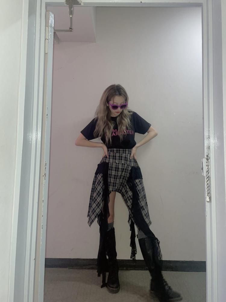 CHECKED SKIRT