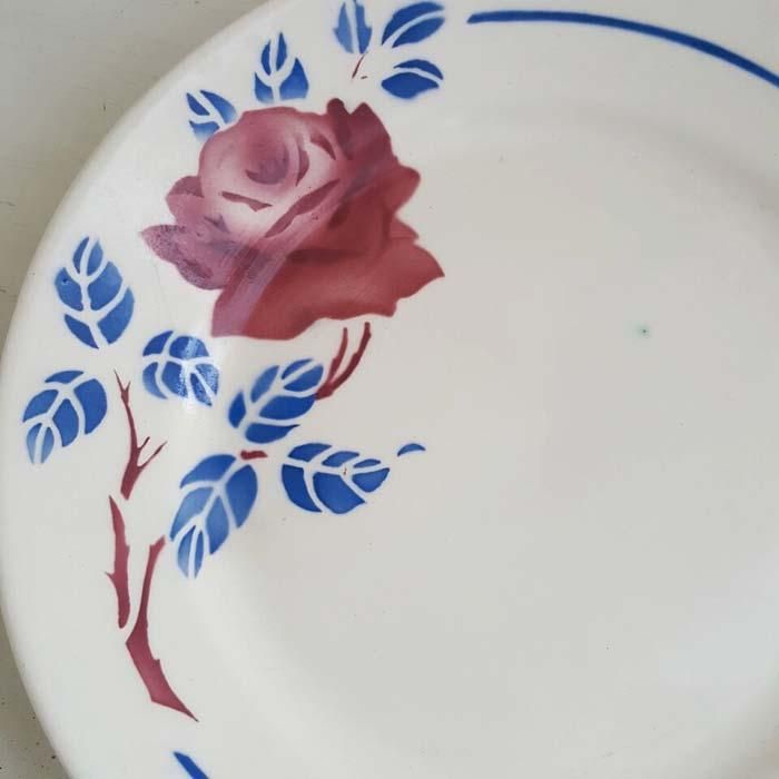 フランス・蚤の市・ブロカント・陶器・絵皿・花柄皿（M） | 旅