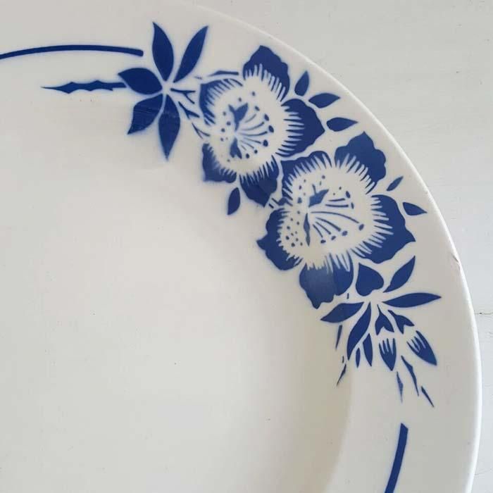 フランス・蚤の市・ブロカント・陶器・絵皿・花柄皿・ブルー フランス・蚤の市・ブロカント・陶器・絵皿・花柄皿・ブルー