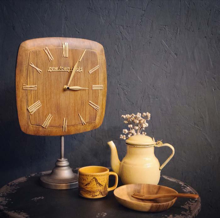 置時計・ウッドクロック・木製時計・スタンドクロック・レトロデザイン サブイメージ