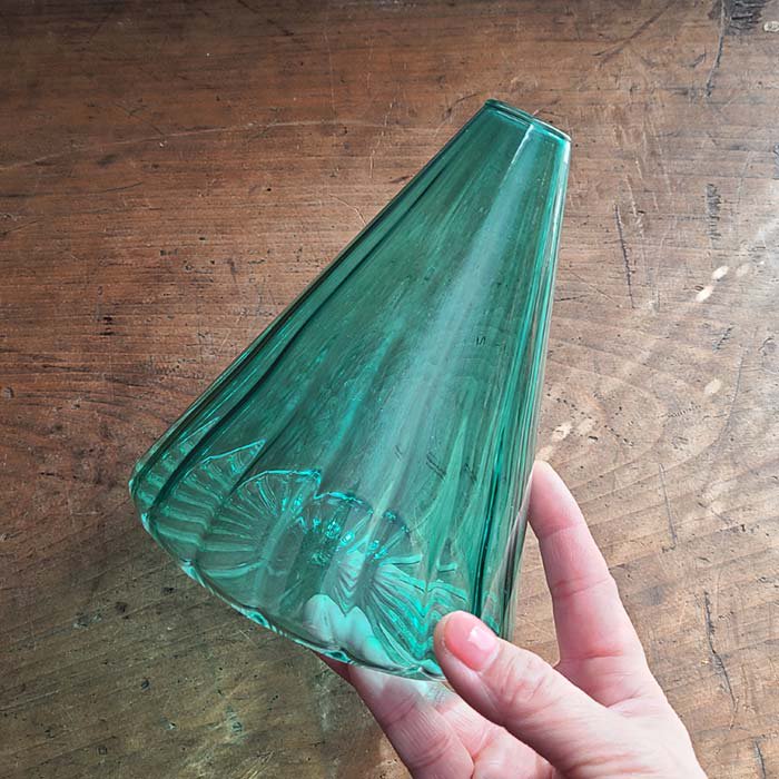 エメラルドガラス・フラワーベース・花瓶 サブイメージ