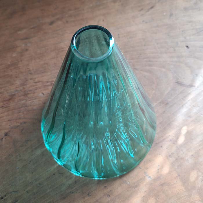 エメラルドガラス・フラワーベース・花瓶 サブイメージ