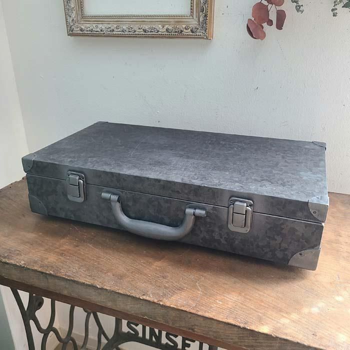 アンティークトランク　テーブル　ノンブランド　コンテナ　一点物 1620 アンティーク 船トランク 収納テーブル | REFACTORY antiques