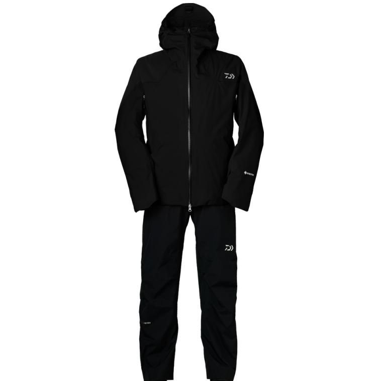 今冬の定番スーツ！？『GORE-TEX バーサタイルウィンタースーツ