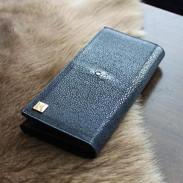 スティングレイ・エイ 長財布/ポリッシュ/バイオレットブルー スティングレイ・エイ 長財布/ポリッシュ/バイオレットブルー