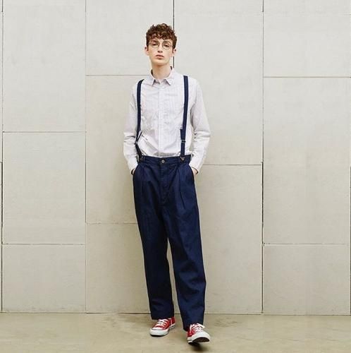 H.UNIT サスペンダー付き　ワークパンツ　ネイビー　サイズ0 H.UNIT STORE LABEL “Denim Tuck Wide Trousers” - Tribeca