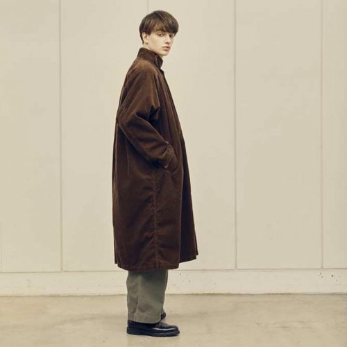 H.UNIT “Corduroy gascape coat” - Tribeca