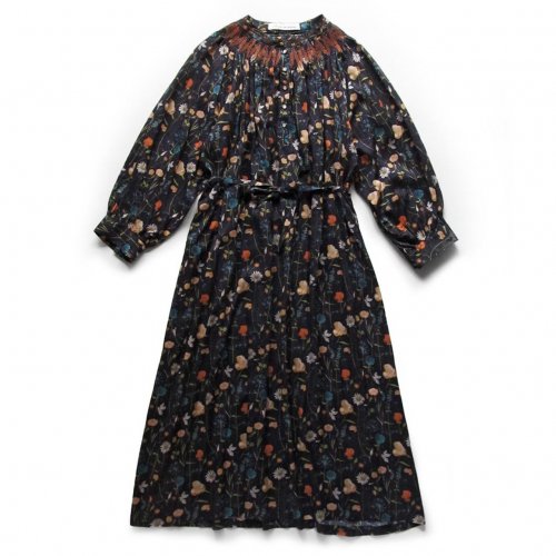 Porter des boutons “LIBERTY PRINTスモッキング刺繍ドレス” - TRIBECA 