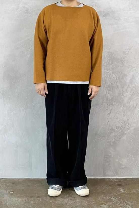 H.UNIT “Corduroy crownsize trousers” - Tribeca H.UNIT “Corduroy crownsize trousers” - Tribeca