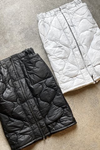 77circa “circa make zip up quilting tight skirt” (予約商品)

