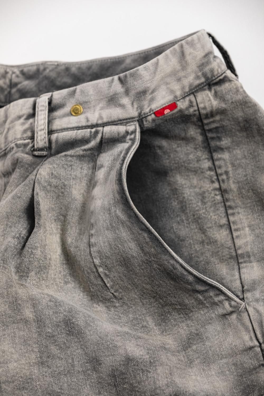 ANACHRONORM “SULFUR DYE TUCK SHORTS” - Tribeca