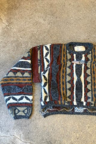 77circa “circa make slit 3D knit top” 