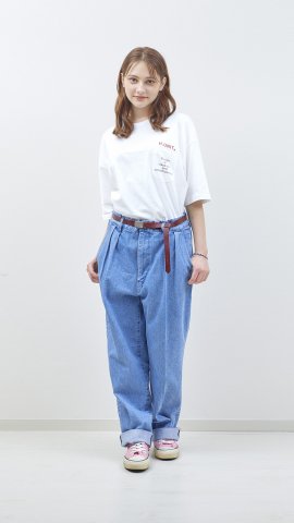 H.UNIT “Denim two tuck trousers” (予約商品)の商品画像
