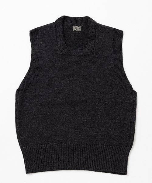 RAGTIME CIVILIAN CROSS KNIT VEST SQUARE NECK 